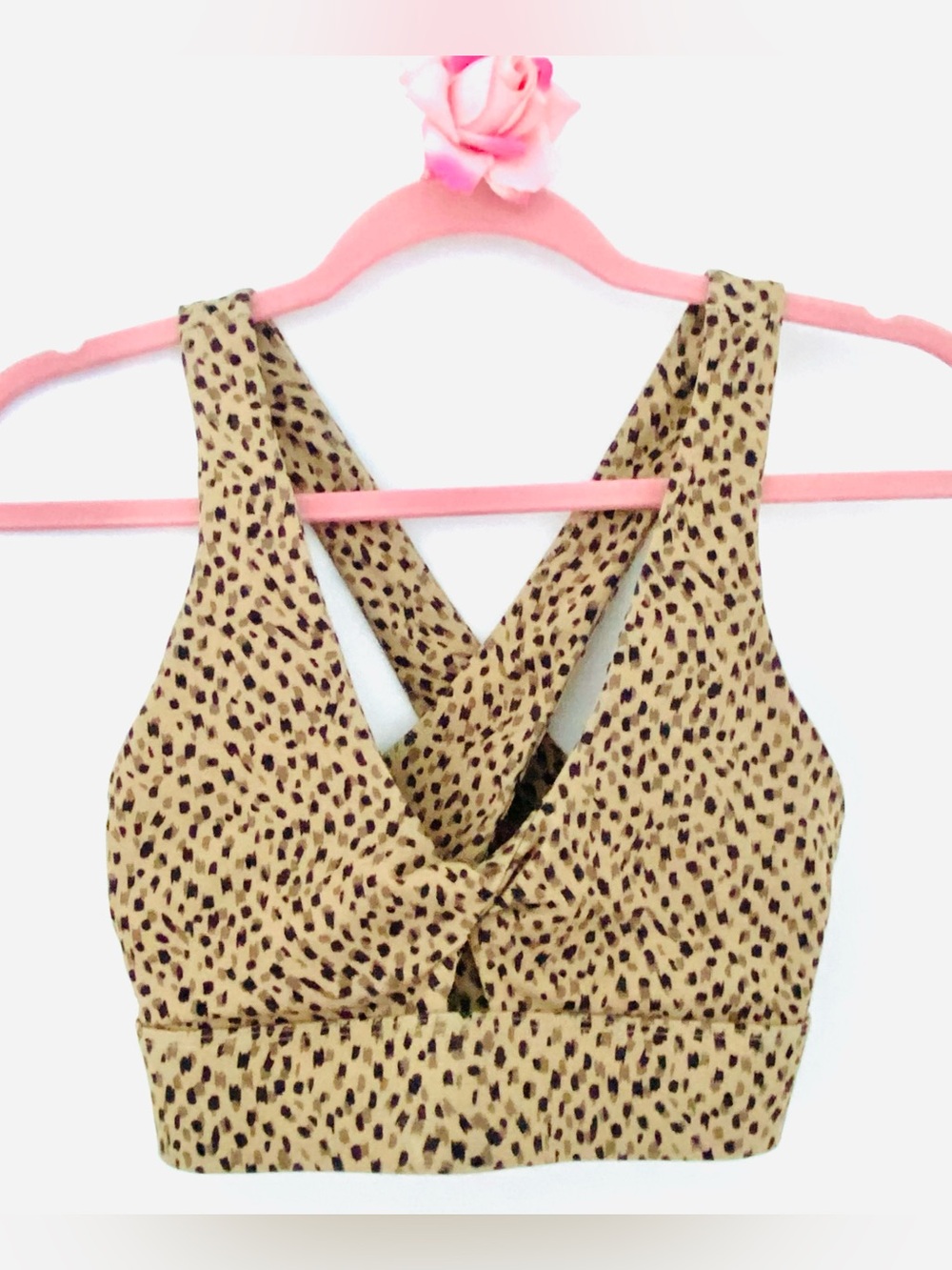 💕FABLETICS Crisscross Animal Print Sports Bra SZ M